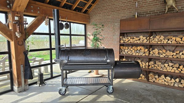 PitmasterX Offset Smoker